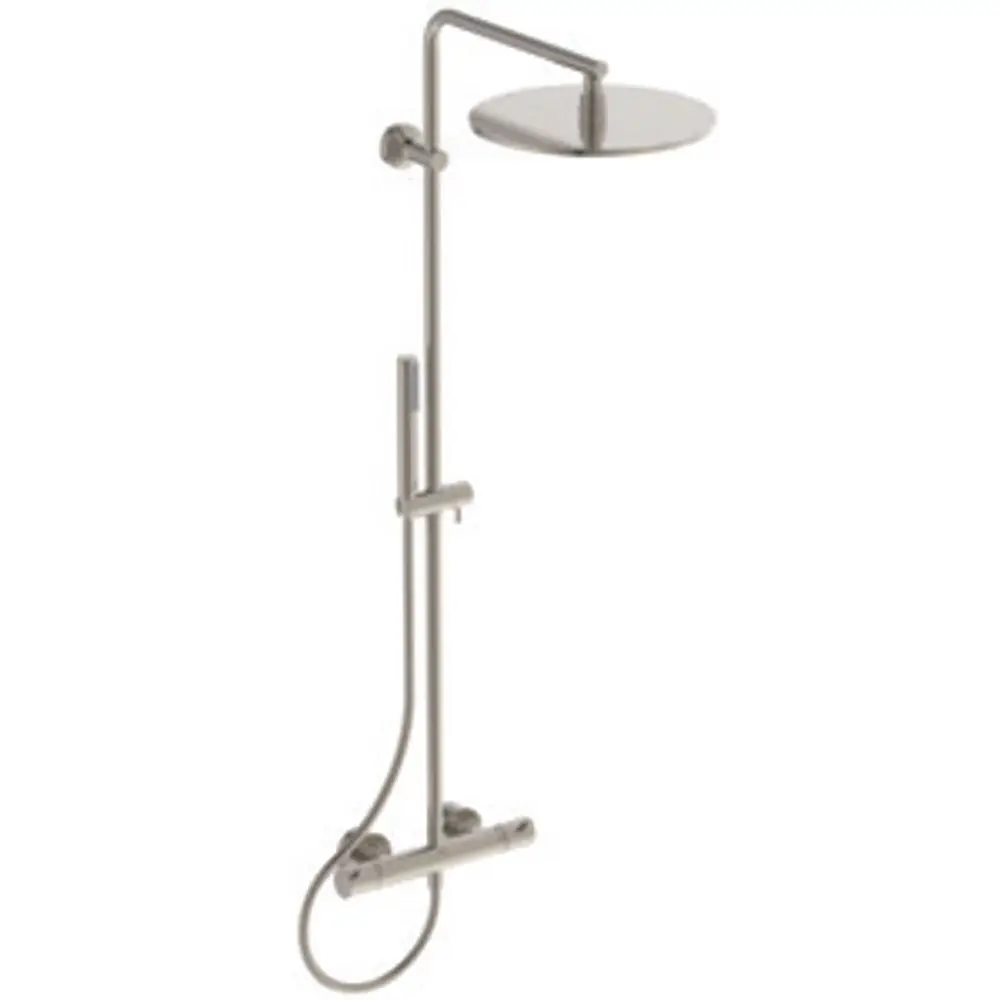 Duschsystem in Silber mit großer, runder Kopfbrause und Thermostat, ideal für eine moderne Badezimmerausstattung von Ideal Standard.
